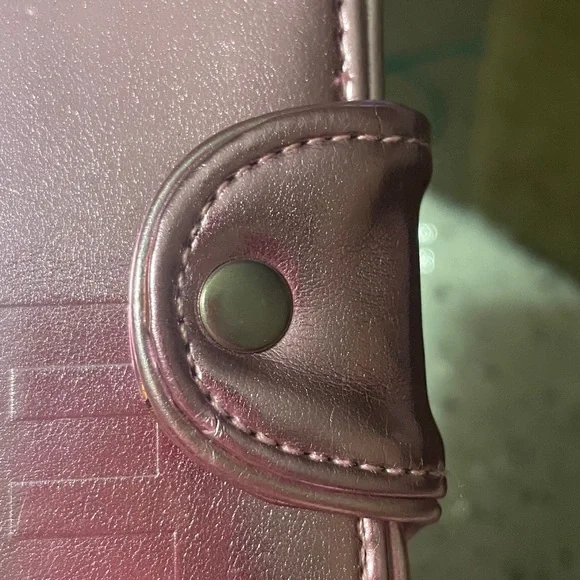 Pink Victorias Secret Metallic notebook brand new condition - Picture 3 of 7